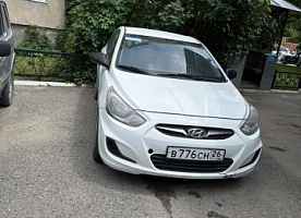 Автомобиль Hyundai Solaris 1.6 GL MT, 2011 г. (В791СН26)