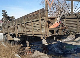 Прицеп к грузовым   а/м ОДАЗ 9370.