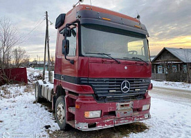 Mercedes-Benz 1835 Actros