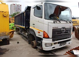 Грузовой самосвал HINO 700 2017 г.в.